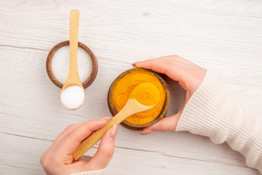 Milk and Turmeric Past for Aging Gracefully