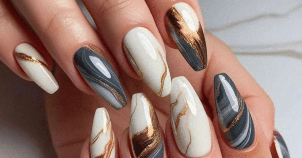 24 Amazing Marbled Nails Designs For Fall – Earthy, Witchy, and Soft Styles
