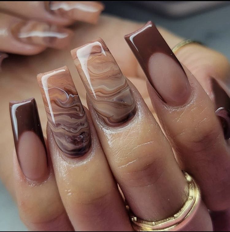 Brown Marbled Nails