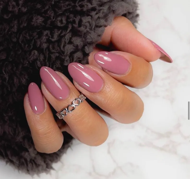 Dusty Rose – The Soft Romantic Shade