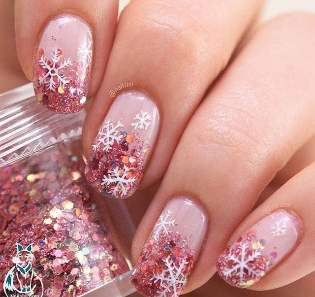 Glitter Holiday Nails for a Sparkly Finish