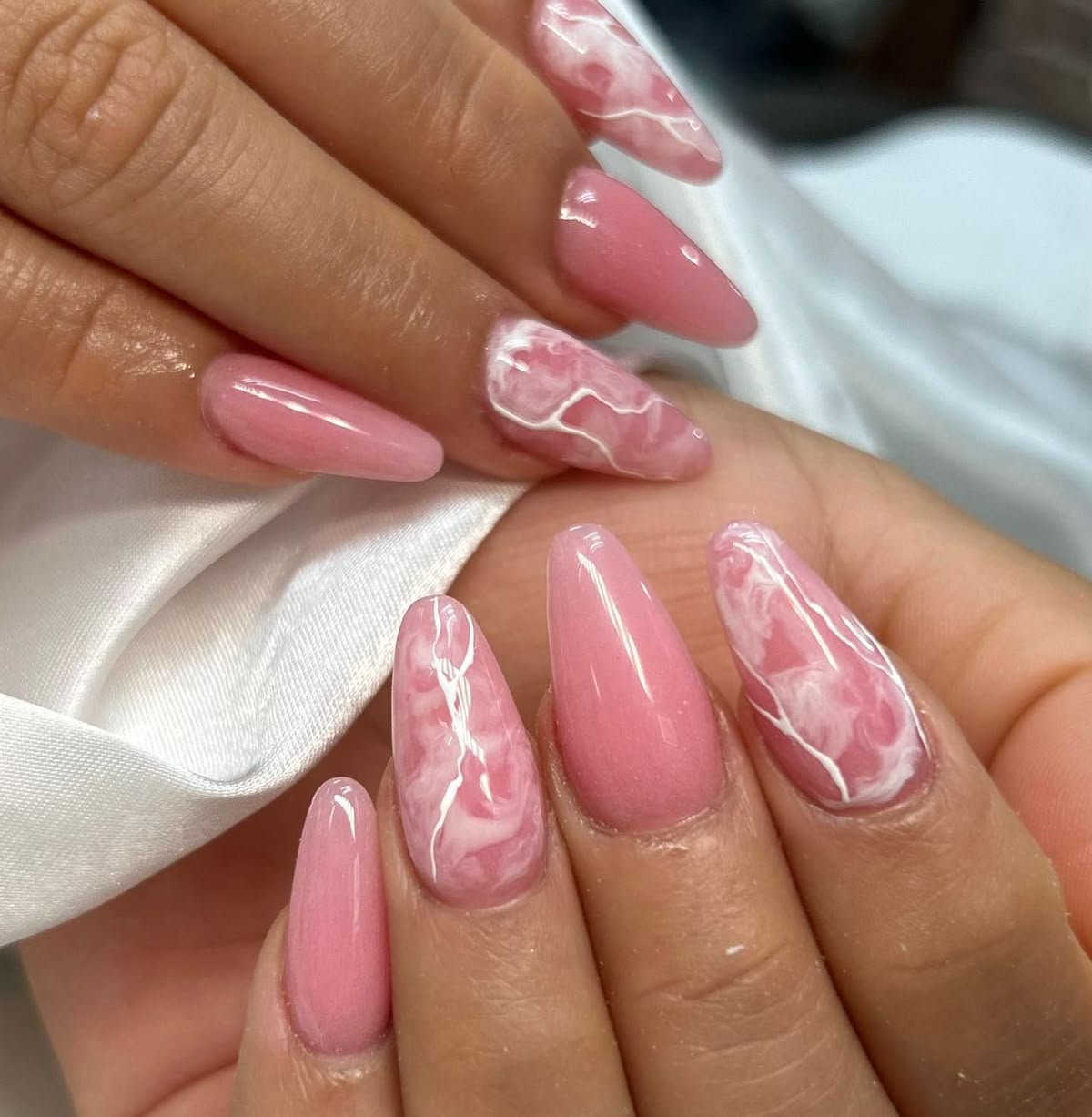Pink and White Marble nais