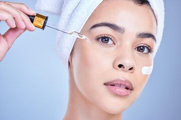 Moisturizer first or Serum